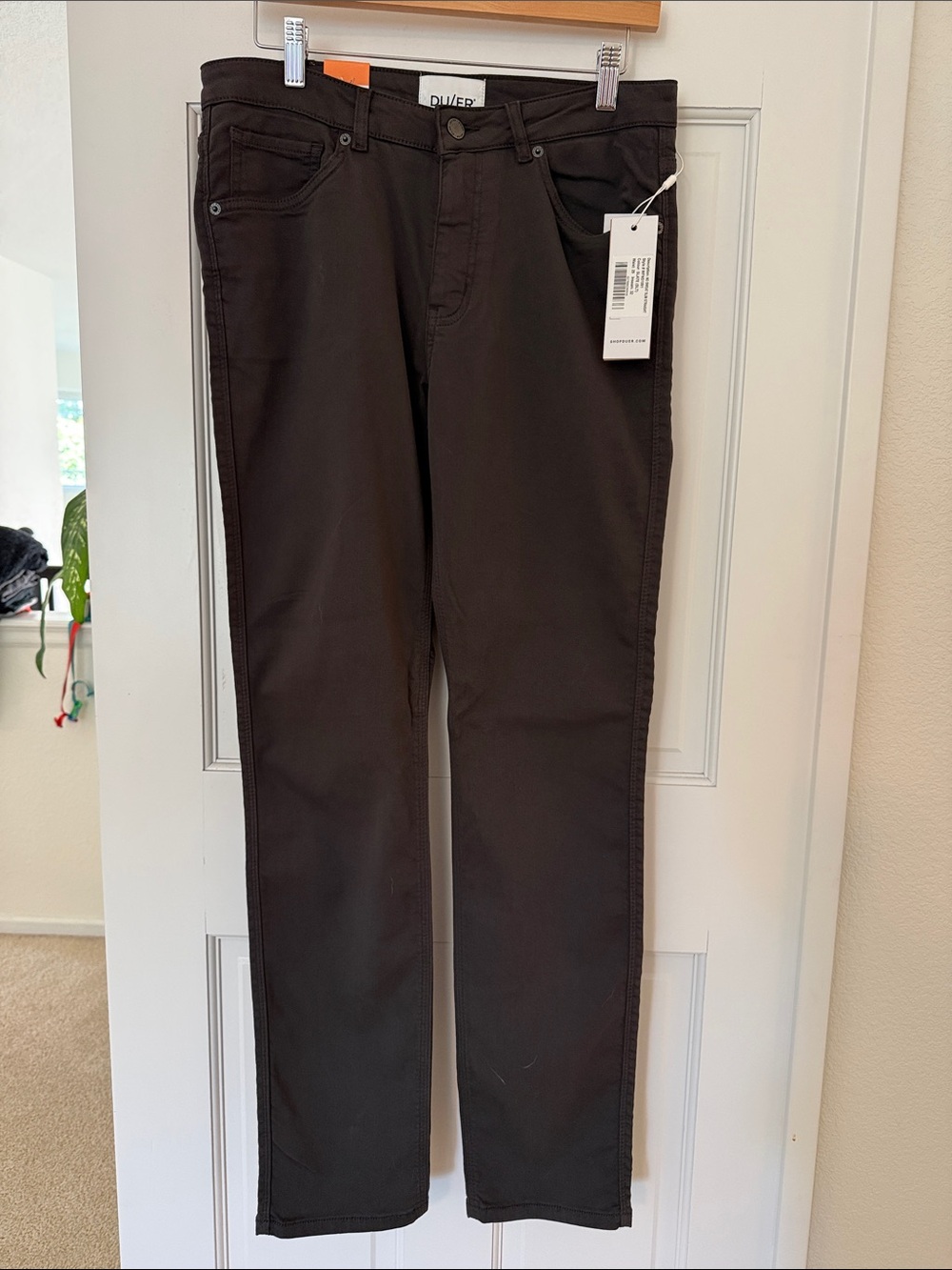 DU/ER Women’s Straight Jeans in Slate